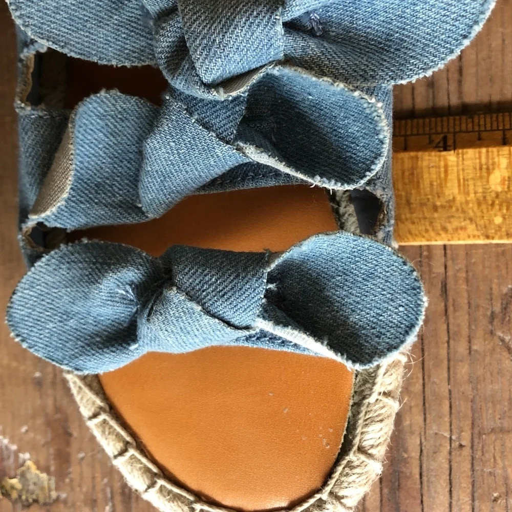 American Eagle denim triple knot flat form sandals
